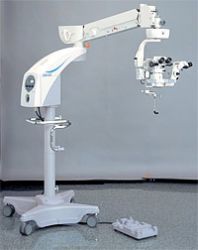 Микроскоп офтальмологический